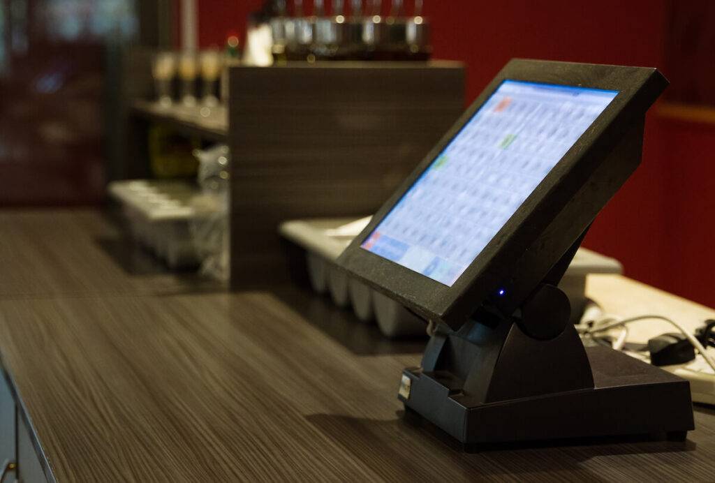 Restaurant ordering system: POS system monitor